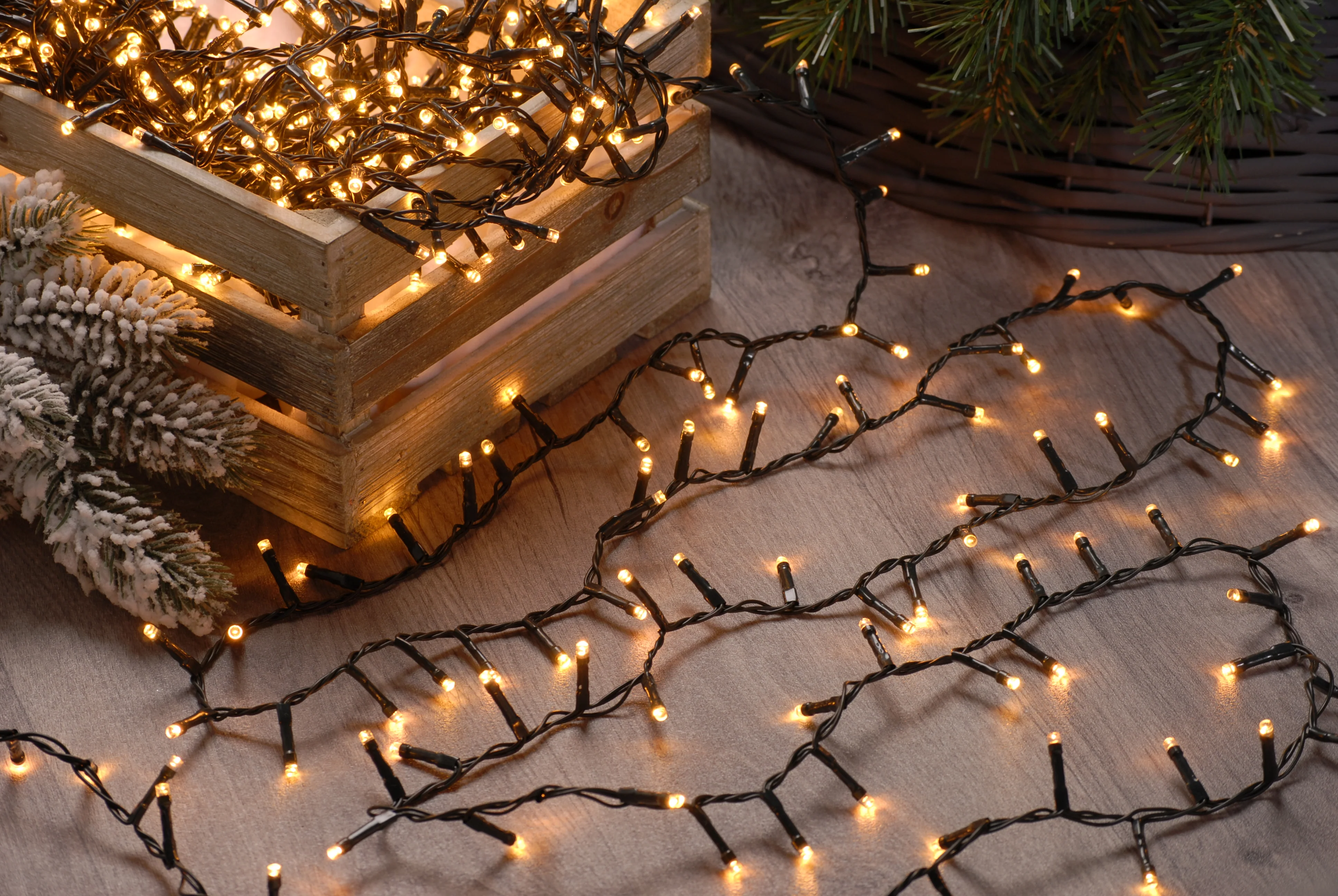 1000 Firefly Traditional Warm White Christmas Lights - Image 3